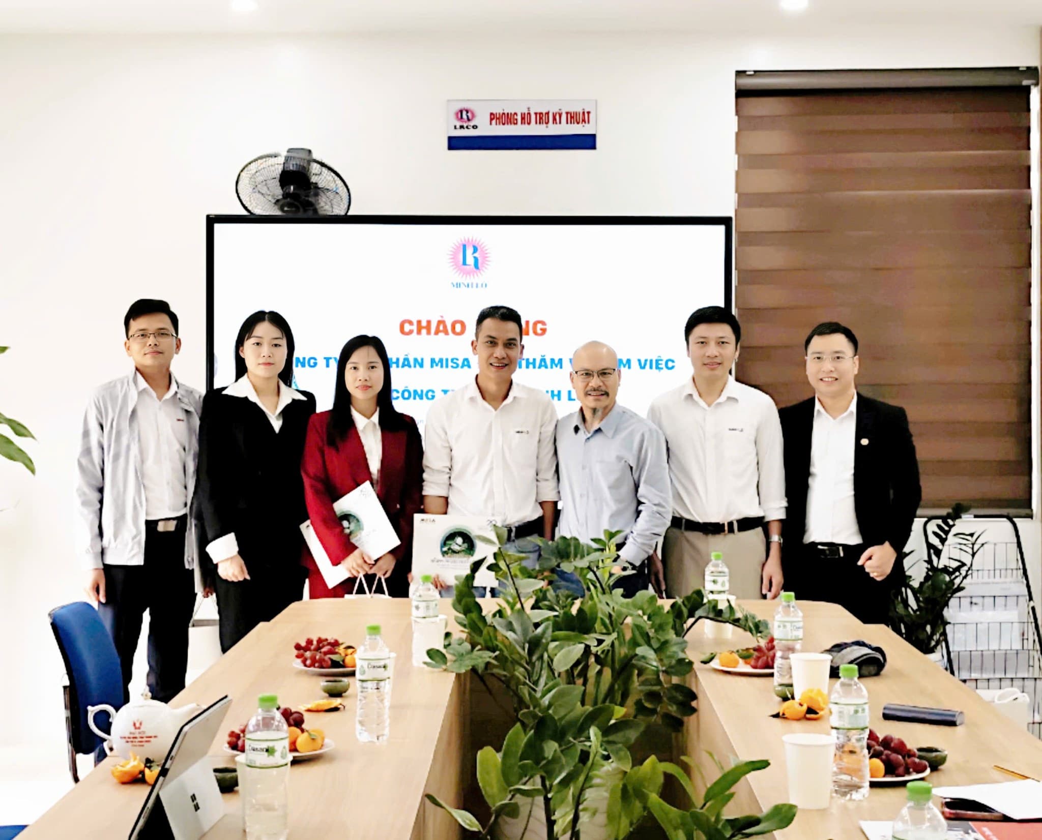 CHÀO MỪNG ĐOÀN CÔNG TÁC CÔNG TY CỔ PHẦN MISA ĐẾN THĂM VÀ LÀM VIỆC TẠI CÔNG TY TNHH MINH LỘ